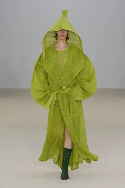 Look 39